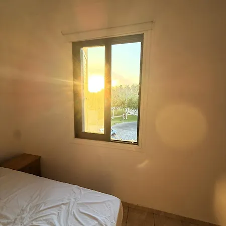 Апартаменты Signature Marinas Harbour Court Budget 210 *