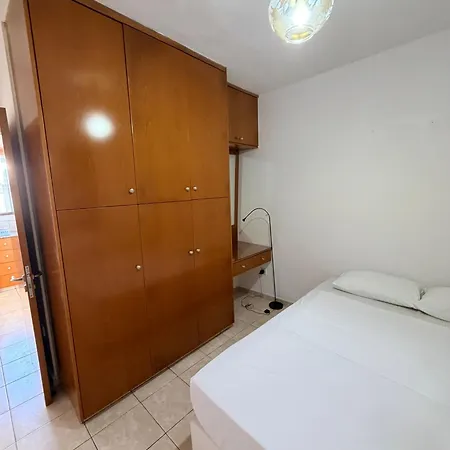 Apartment Marinas Harbour Court Budget 210 *
