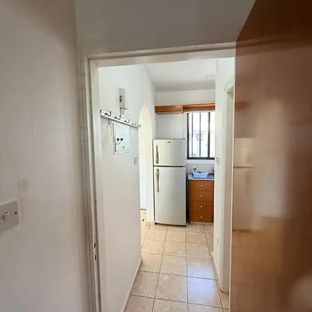 Marinas Harbour Court Budget 210 Apartment *